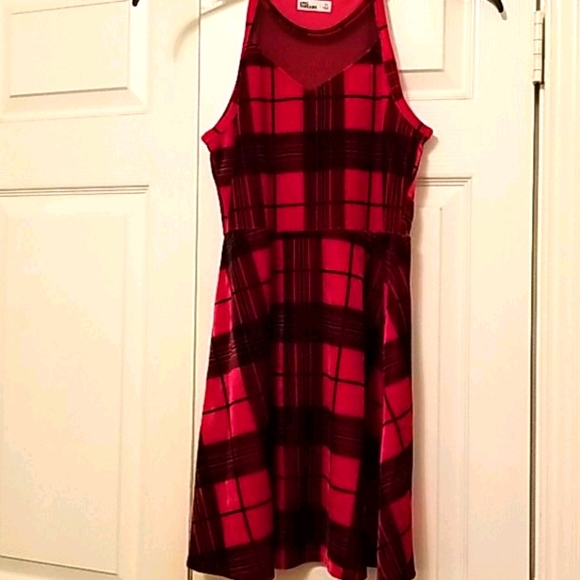 Dress - Picture 1 of 1